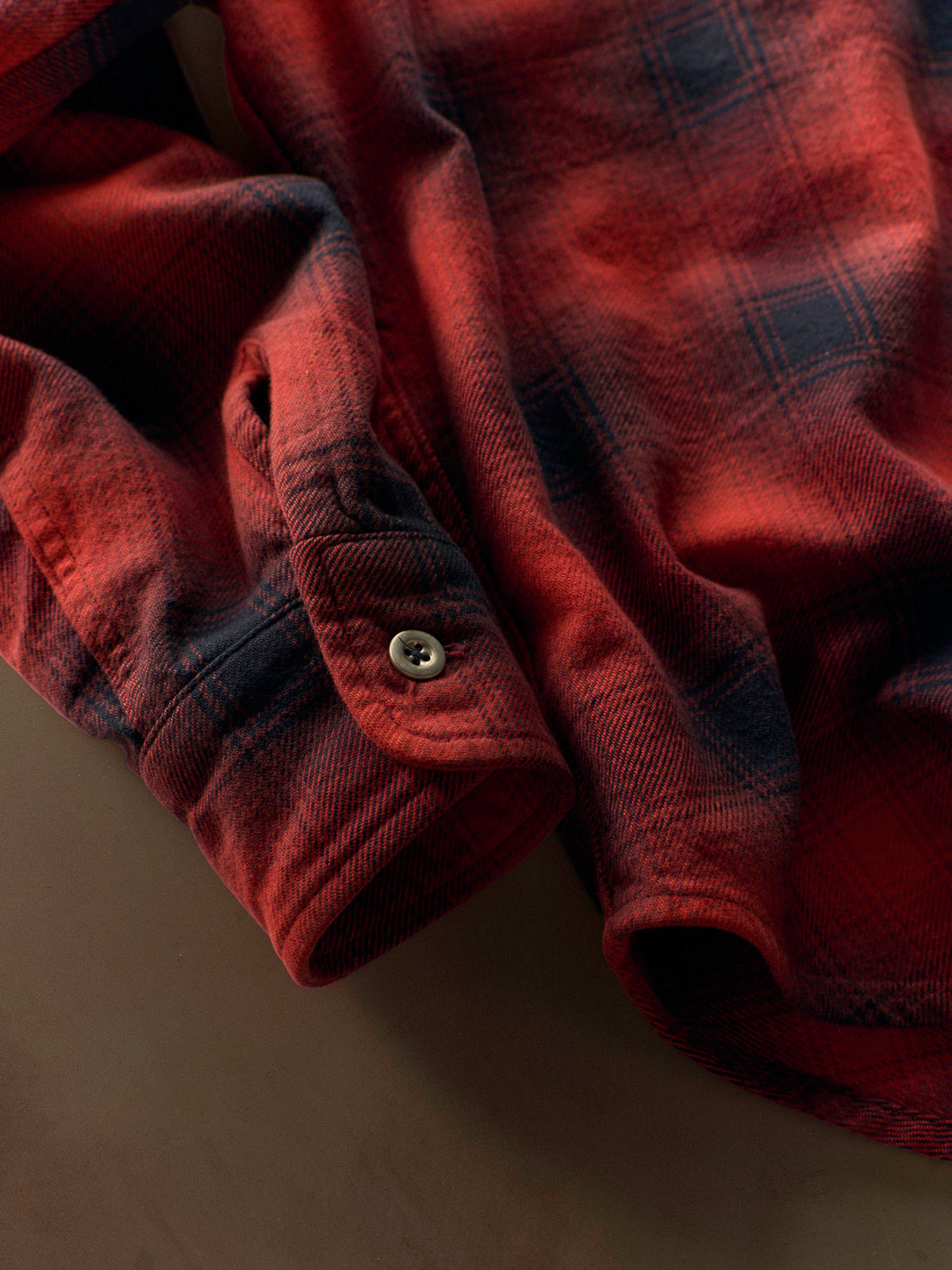 SPLIT-NECK PULLOVER FLANNEL